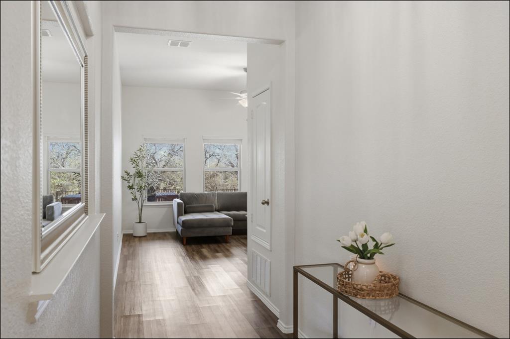 Hillstone Pointe Wes - Residential