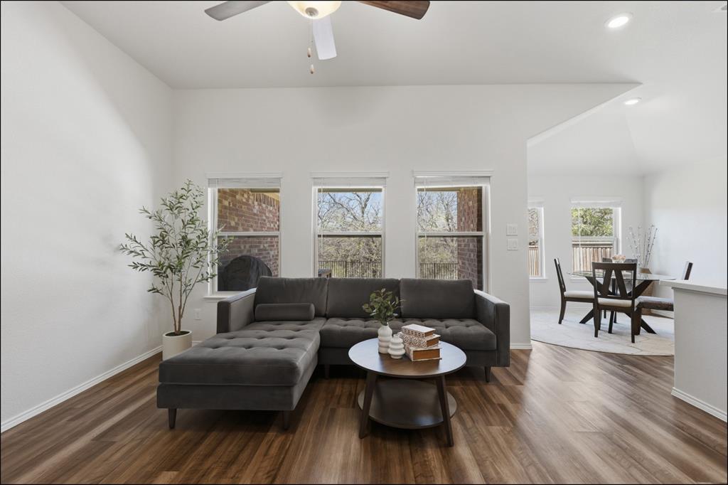 Hillstone Pointe Wes - Residential