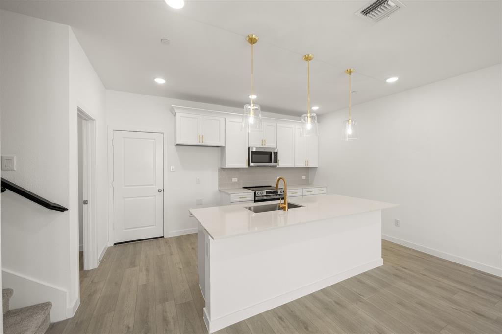 The Pointe at Capp Smith Lake - Residential