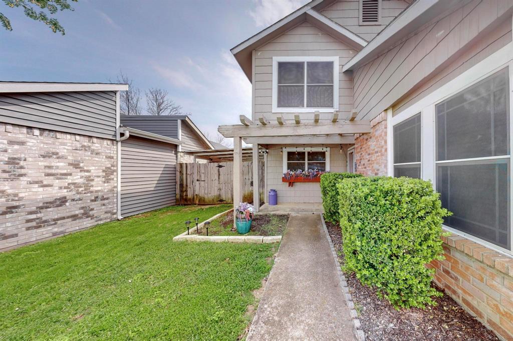 9945 Pack Saddle Trail