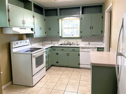 Tiny photo for 3520 Maple Avenue, Waco, TX 76707 (MLS # 21396658)