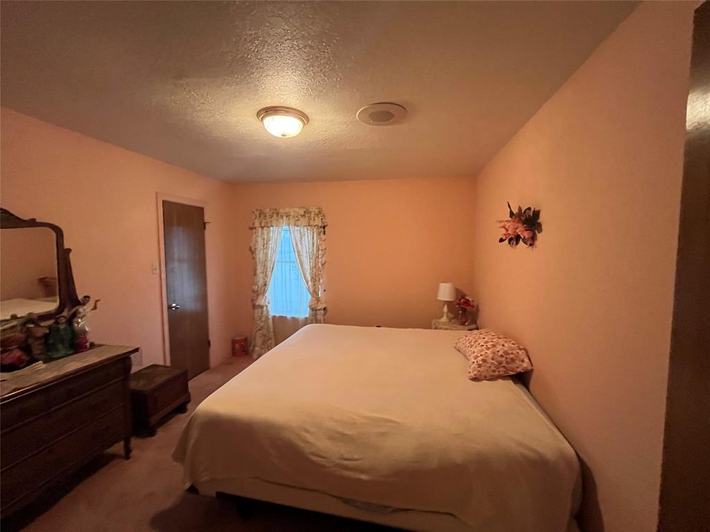 D. Dykes Ann Cox - Farm