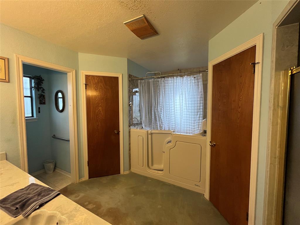 D. Dykes Ann Cox - Farm