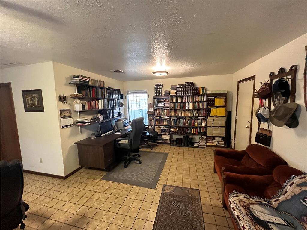 D. Dykes Ann Cox - Farm