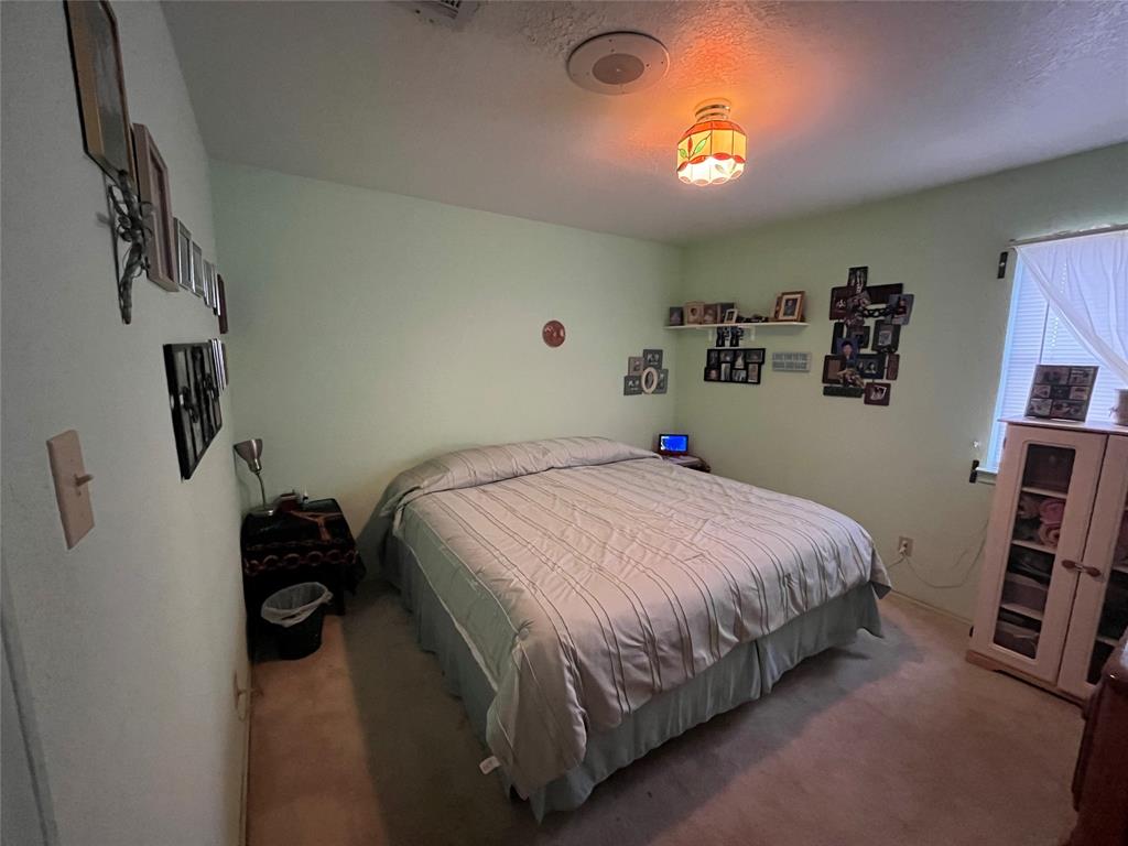 D. Dykes Ann Cox - Farm