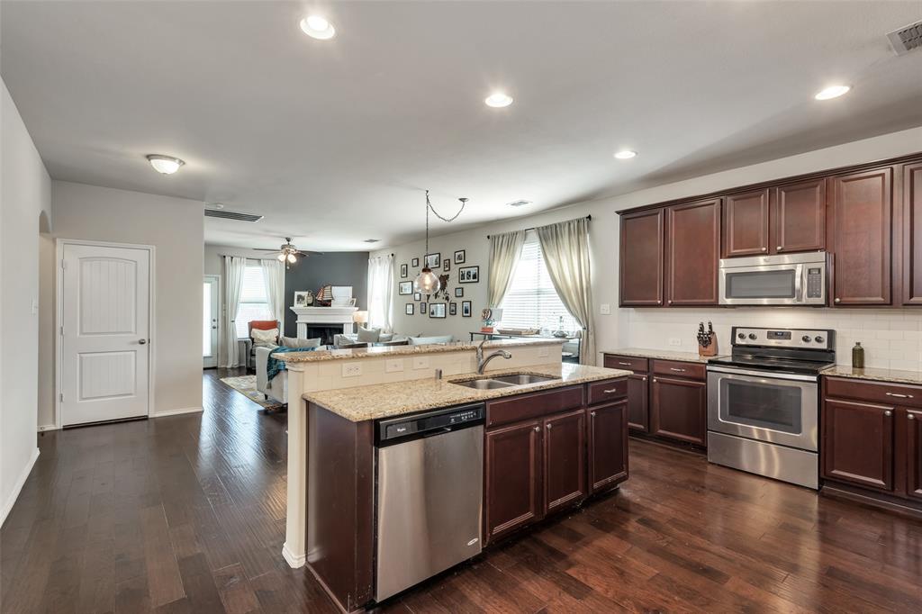 Sunset Pointe Ph Eight - Residential