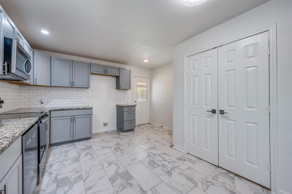 Westwood 02 - Residential