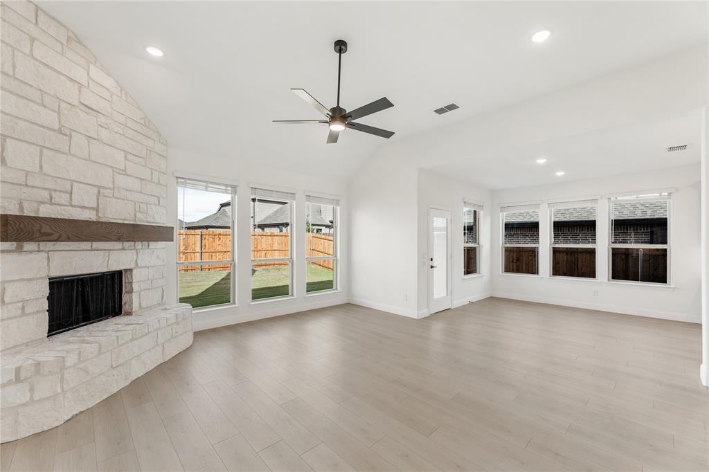 West Crossing - Residential