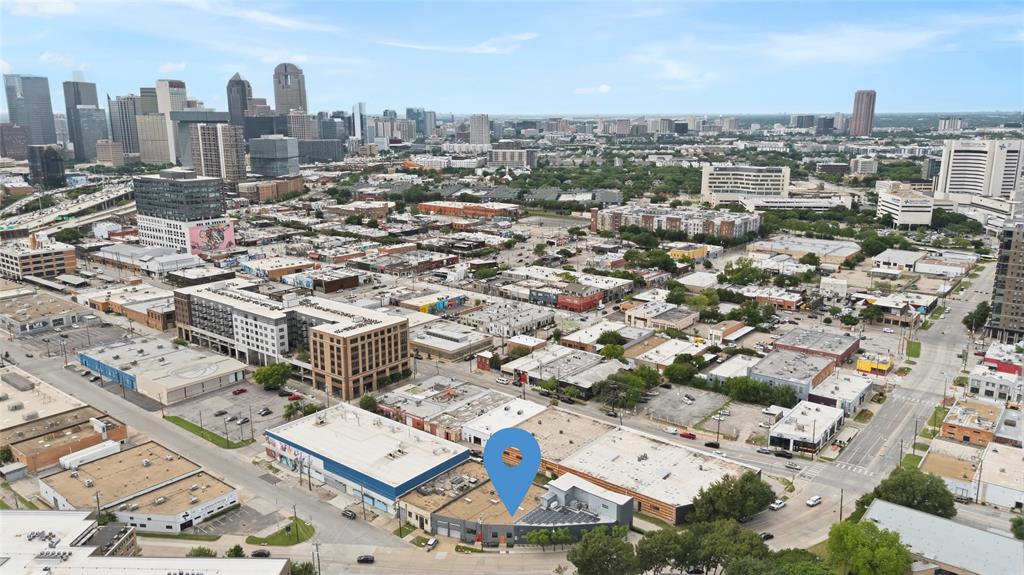 Crowdus & Akard - Residential