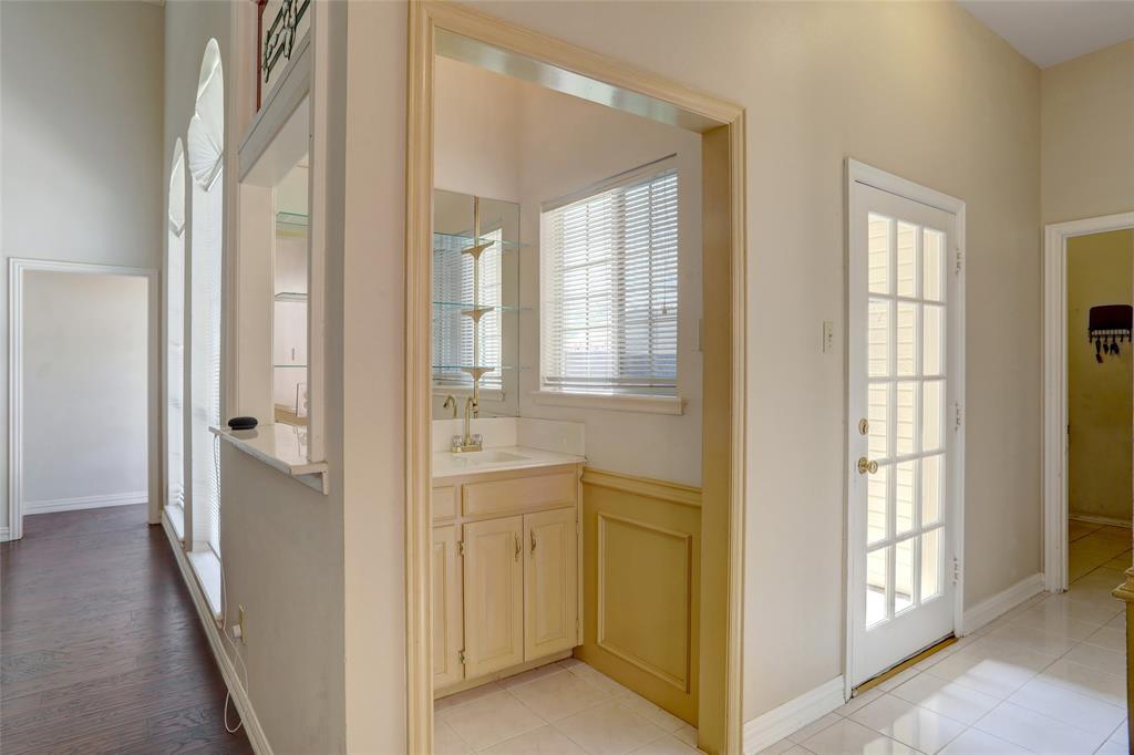 Reflections Of Old Shepard Place - Residential