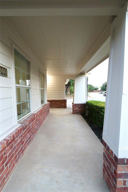 1000 Warbler Lane