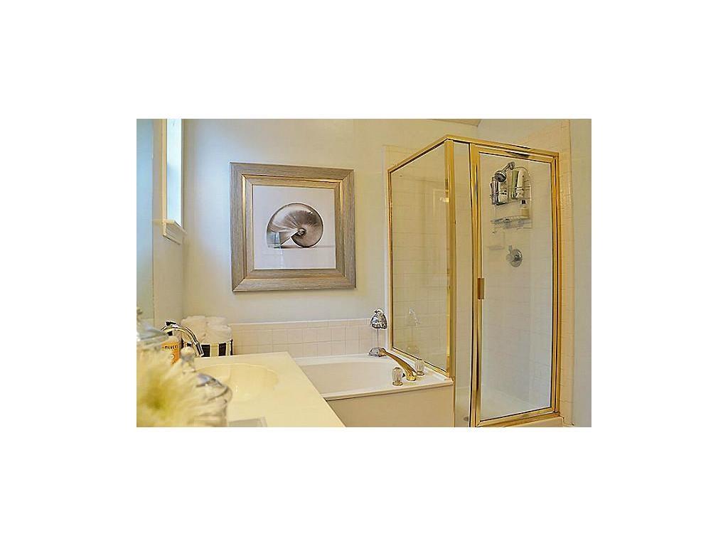 Ruisseau Place #2b - Residential
