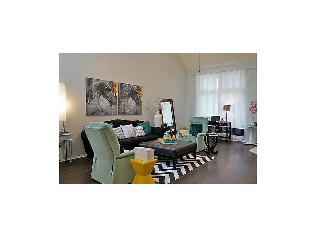 Ruisseau Place #2b - Residential