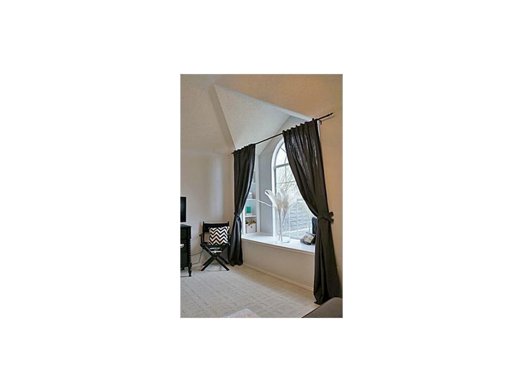 Ruisseau Place #2b - Residential