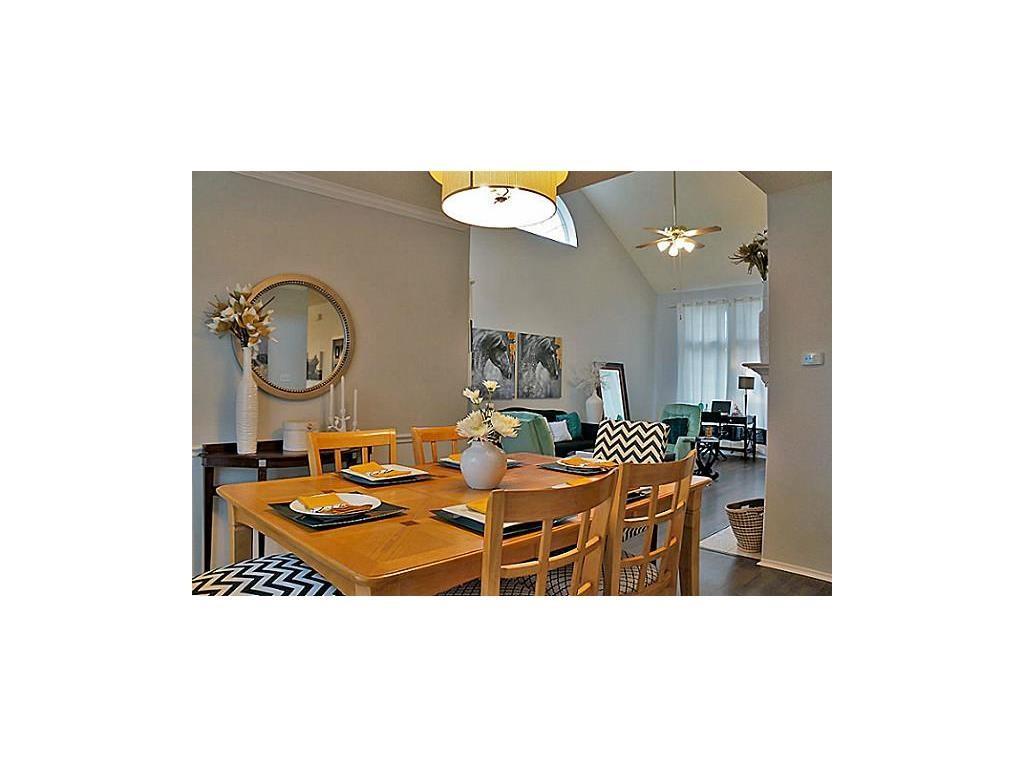 Ruisseau Place #2b - Residential