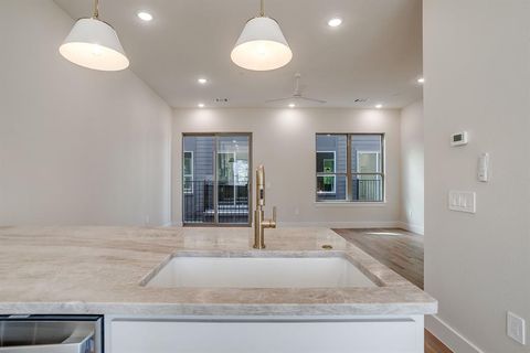 Photo of 2820 Weisenberger Street #102, Fort Worth, TX 76107 (MLS # 21204490)