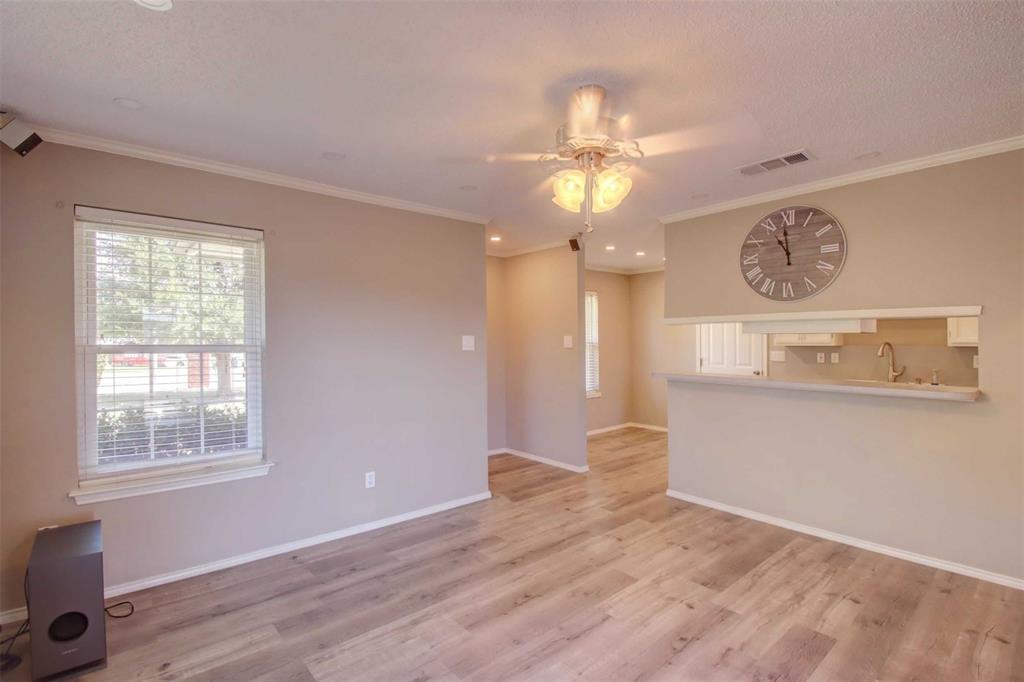 1002 Oakchase Court