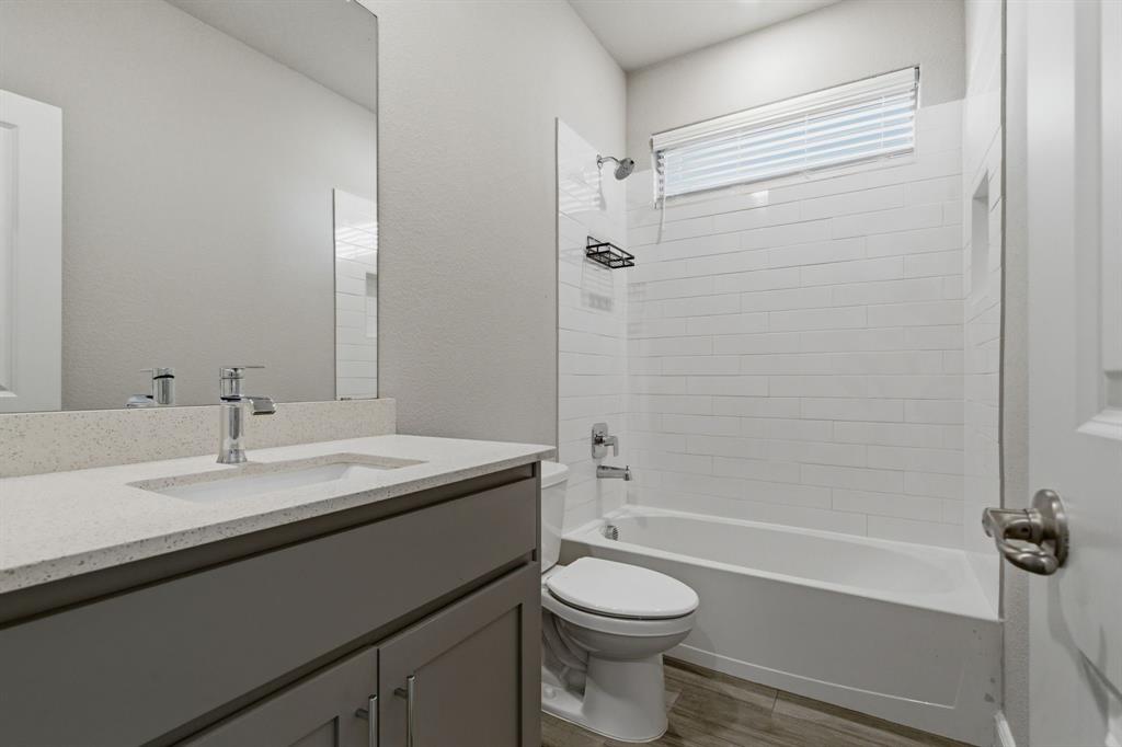 Trails Elizabeth Crk - Residential