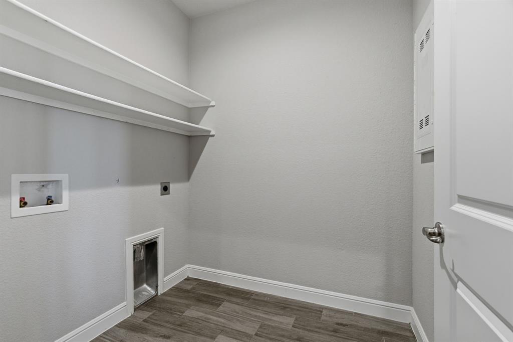 Trails Elizabeth Crk - Residential