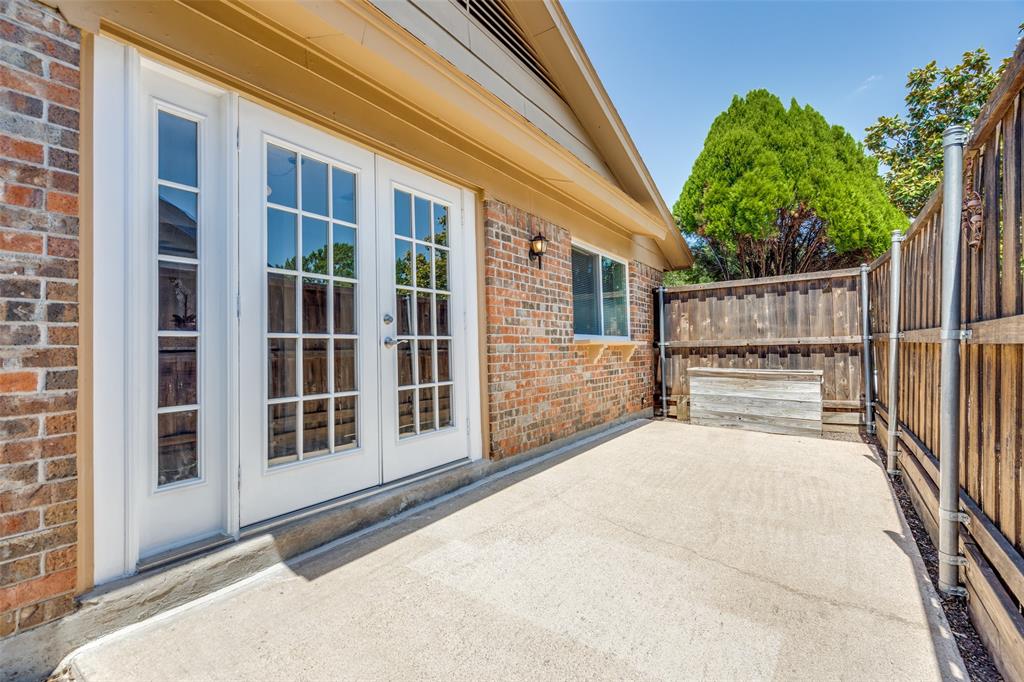 University Estates - Residential Lease