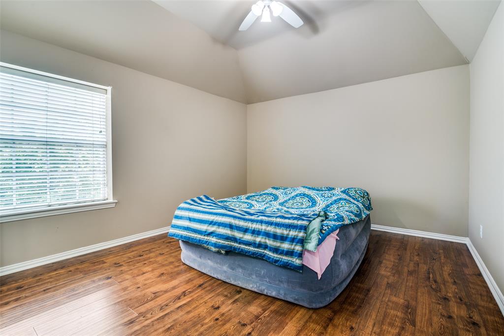 Estates At Wooded Cove Ph I - Residential Lease