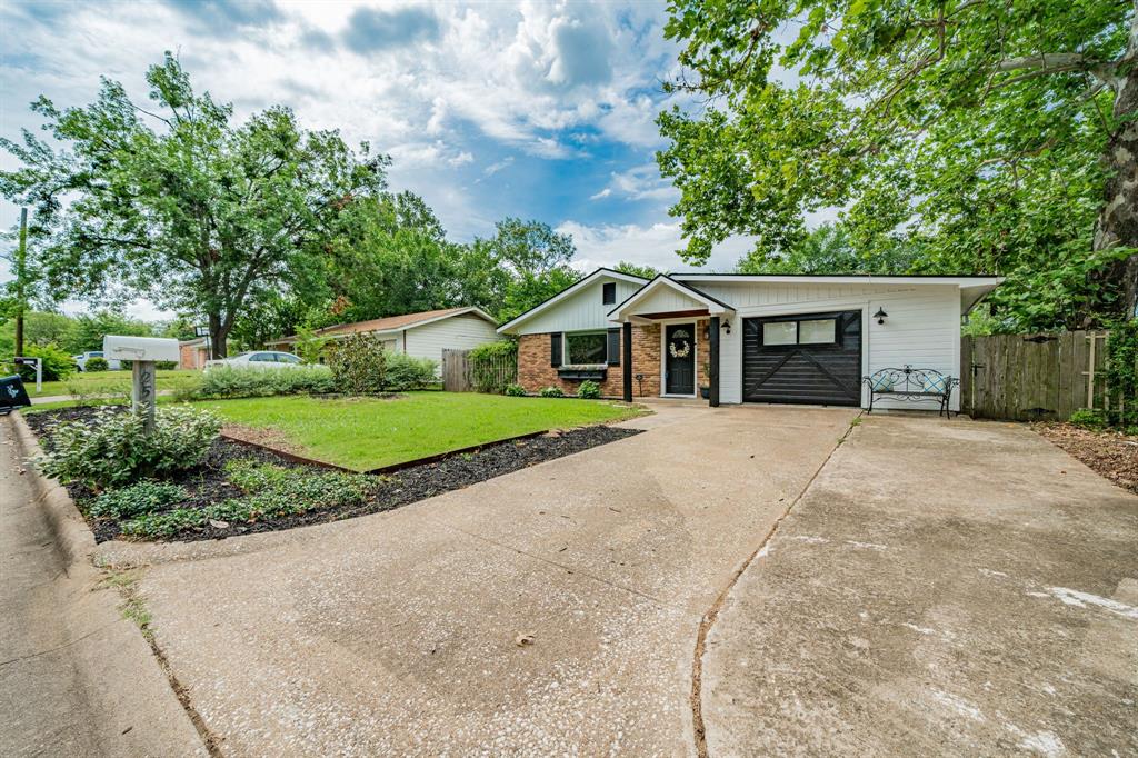 2532 Steven Drive