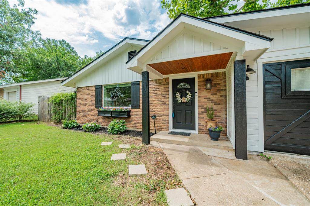 2532 Steven Drive