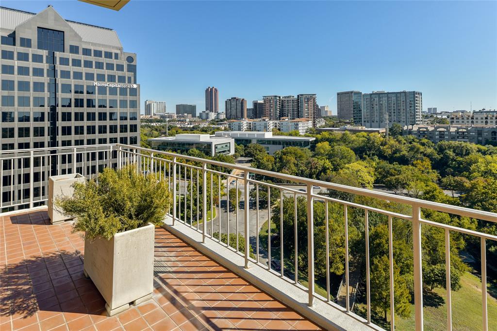 The Mansion Residence - Residential