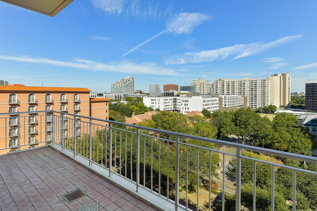 The Mansion Residence - Residential