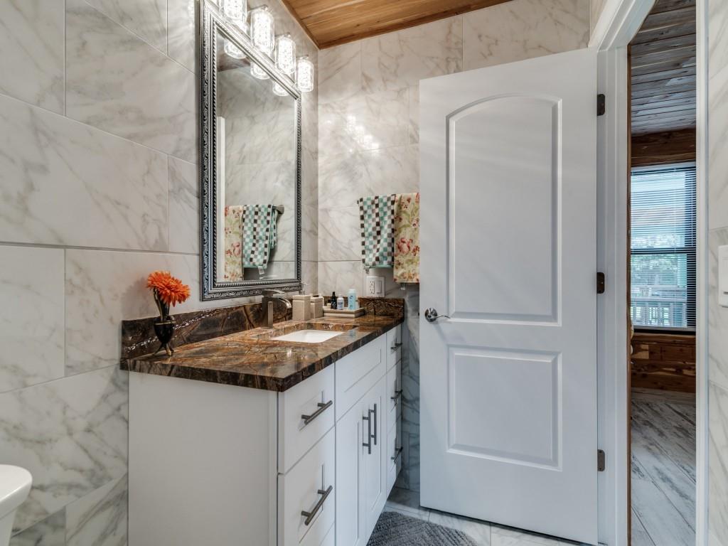 Hyde-A-Way-Valley - Residential