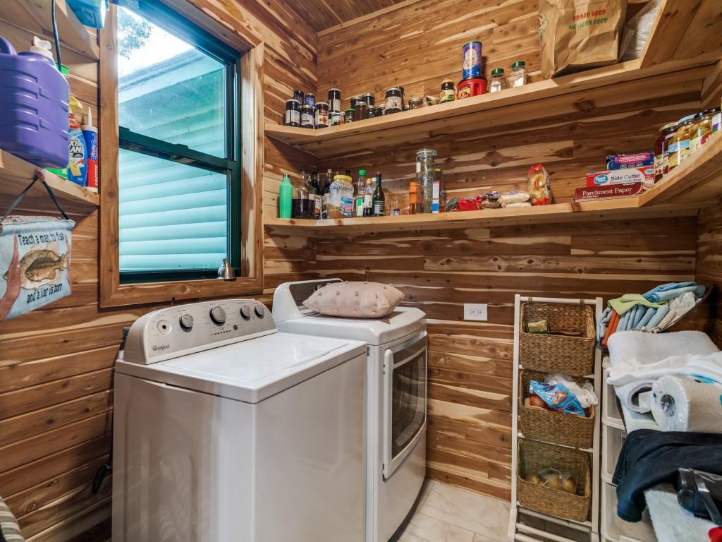 Hyde-A-Way-Valley - Residential