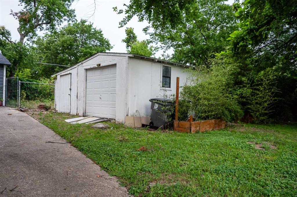 Bronx Park - Residential