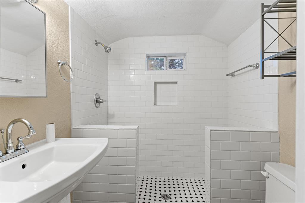 Bronx Park - Residential