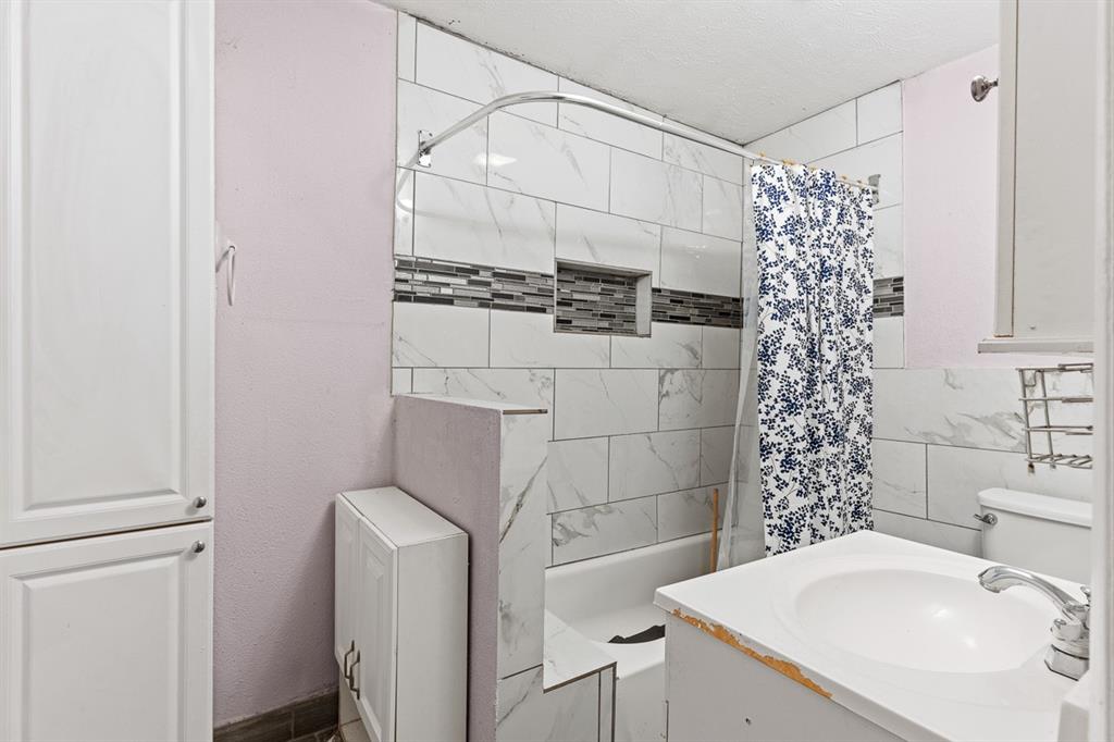 Bronx Park - Residential