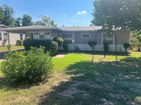 11932 Oberlin Drive Dallas TX 75243