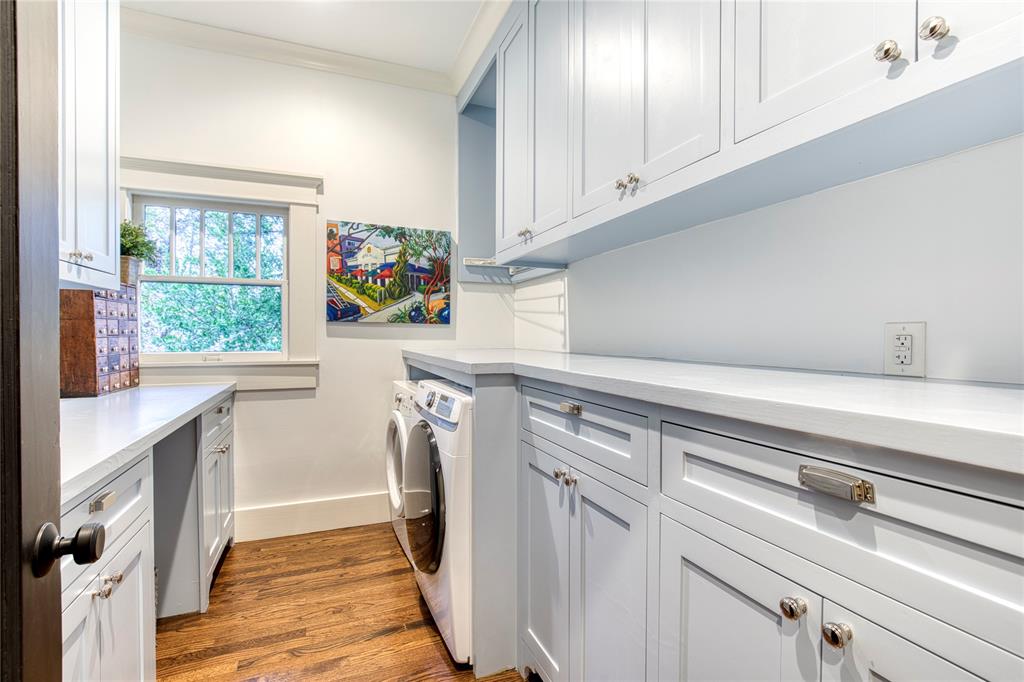 Winnetka Heights - Residential