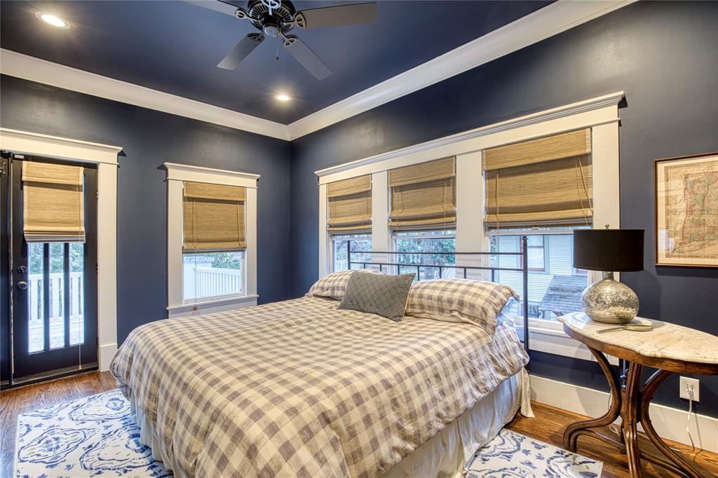 Winnetka Heights - Residential