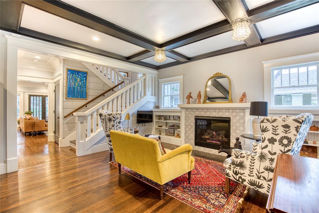 Winnetka Heights - Residential