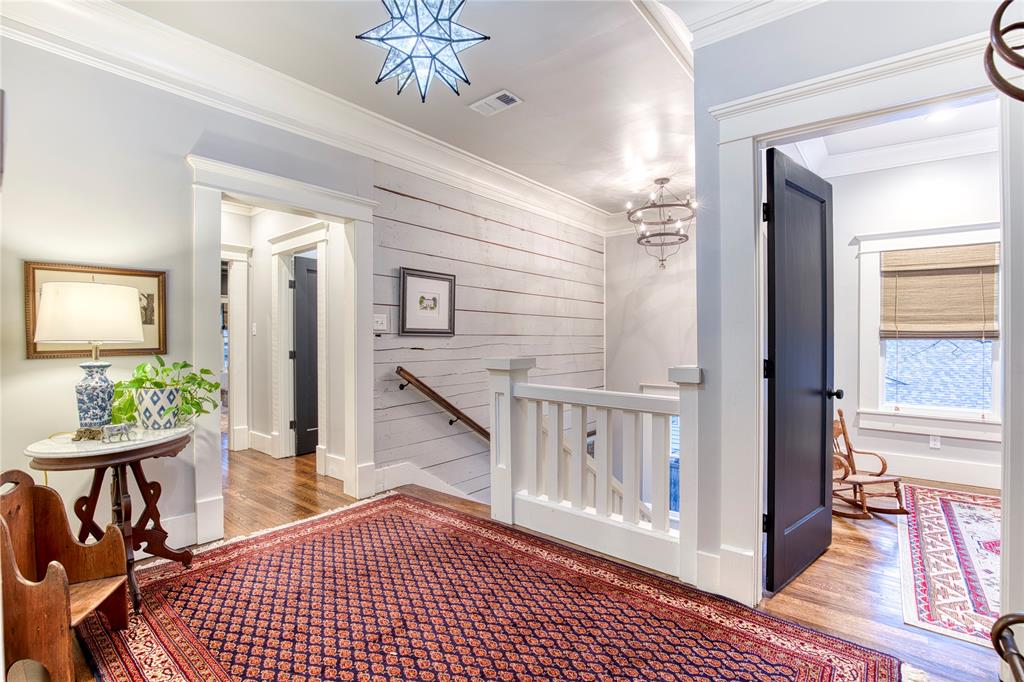 Winnetka Heights - Residential