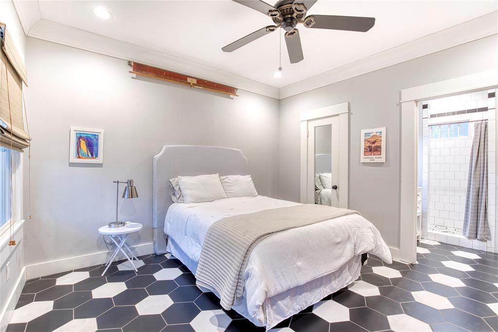 Winnetka Heights - Residential