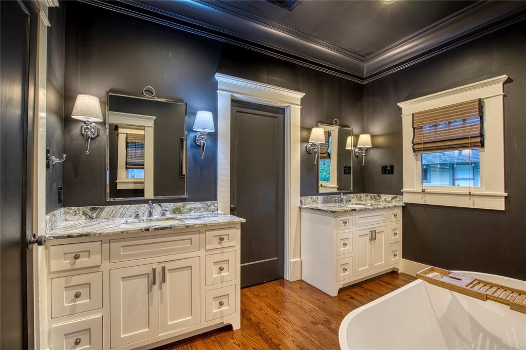 Winnetka Heights - Residential