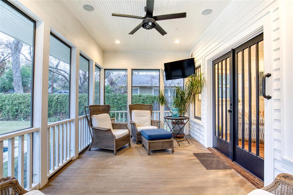 Winnetka Heights - Residential