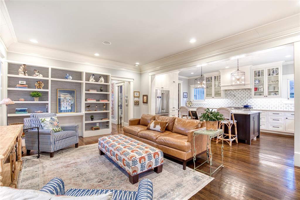 Winnetka Heights - Residential