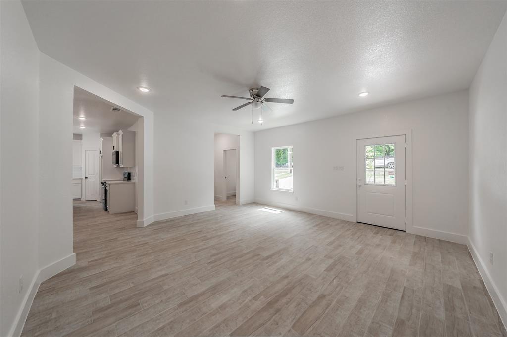 4526 Kolloch Drive