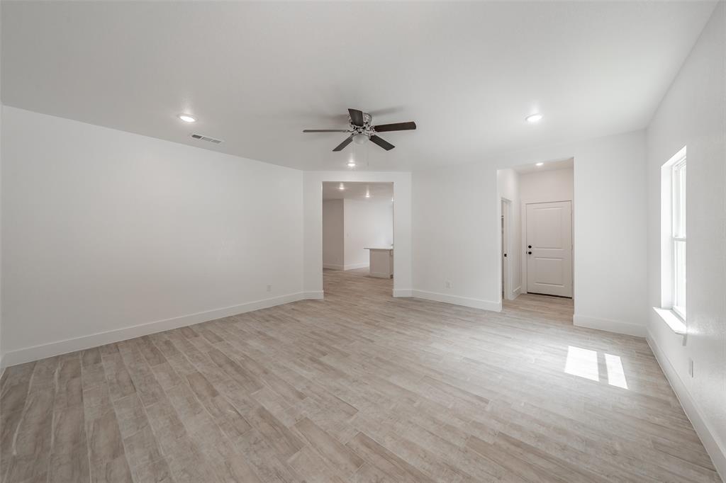 4526 Kolloch Drive