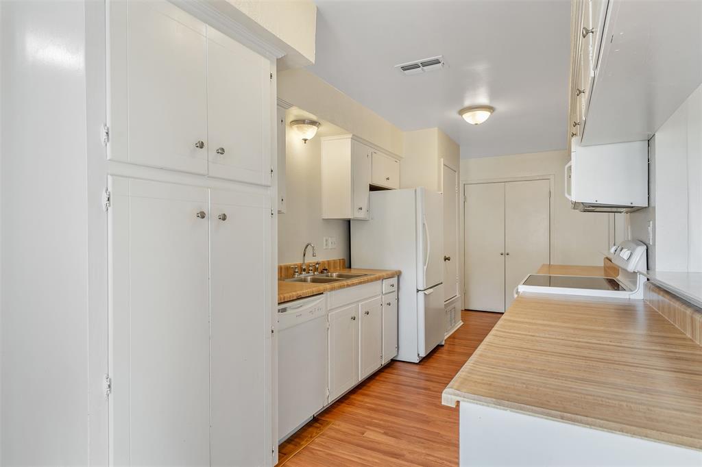 Hide A Way Lake - Residential