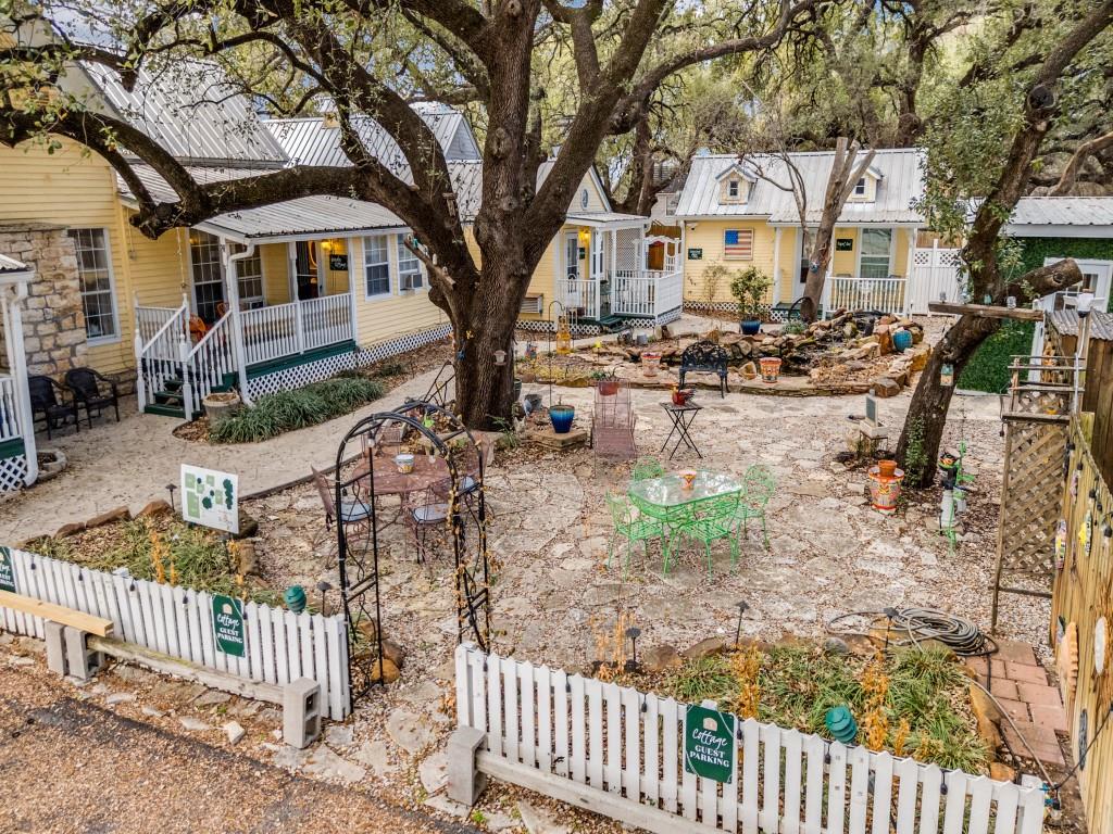 Crites - Commercial Sale