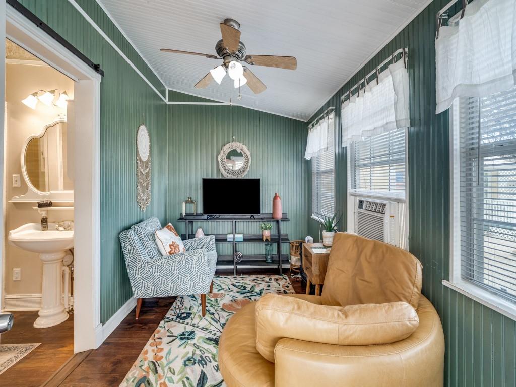 Crites - Commercial Sale