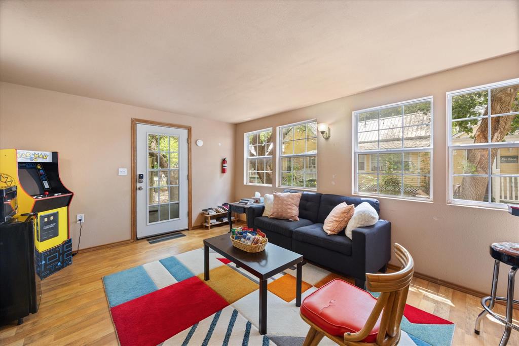 Crites - Commercial Sale