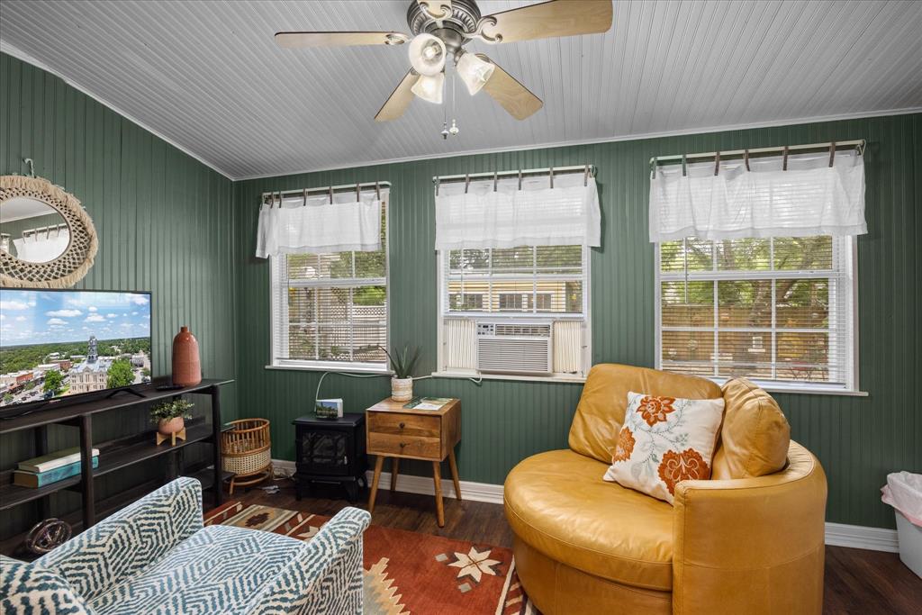 Crites - Commercial Sale
